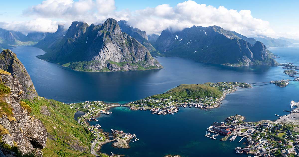 Sustainable Finance 2025 in Review and 2026 Outlook